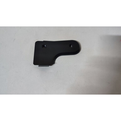 Кронштейн правый бампера переднего, 302000511AA CHERY, 