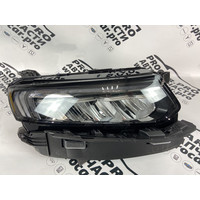 Увеличить Фара правая (оригинал) 7051040800 GEELY TUGELLA